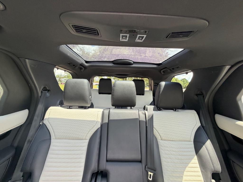 2021 Land Rover Discovery - $24,900
