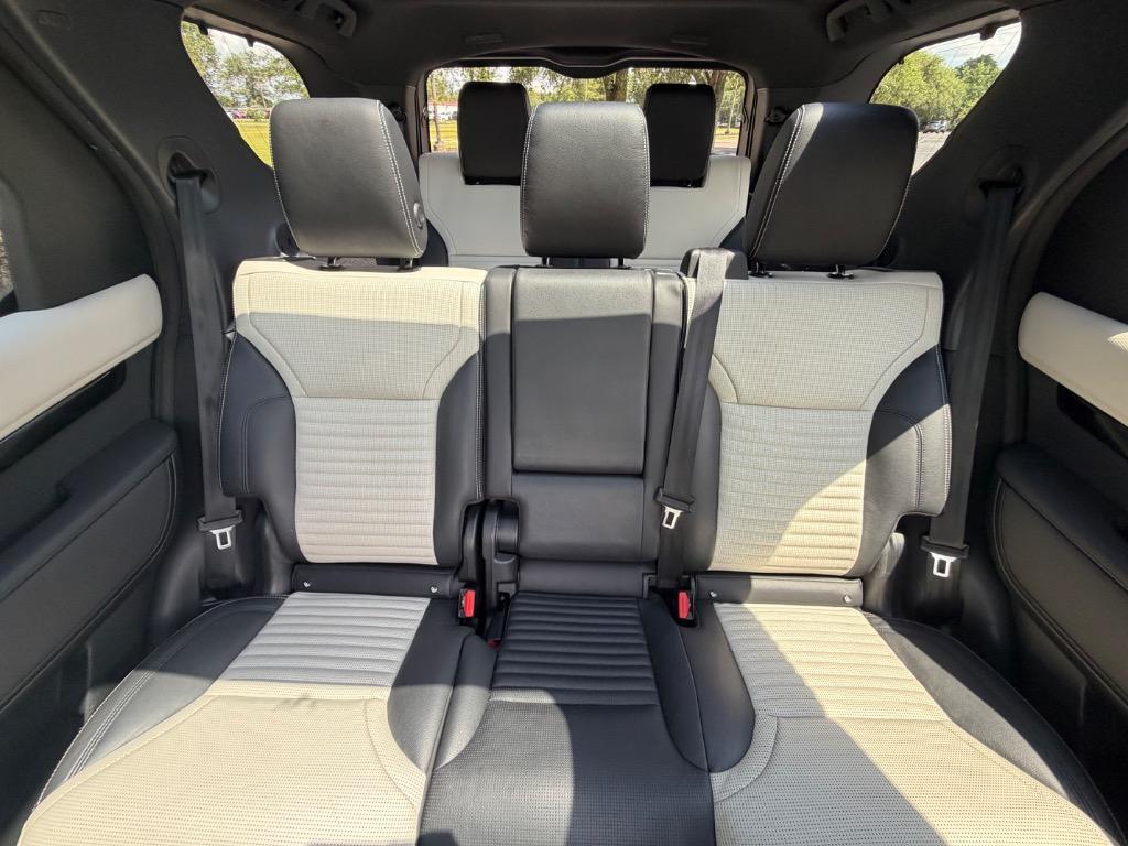 2021 Land Rover Discovery - $24,900