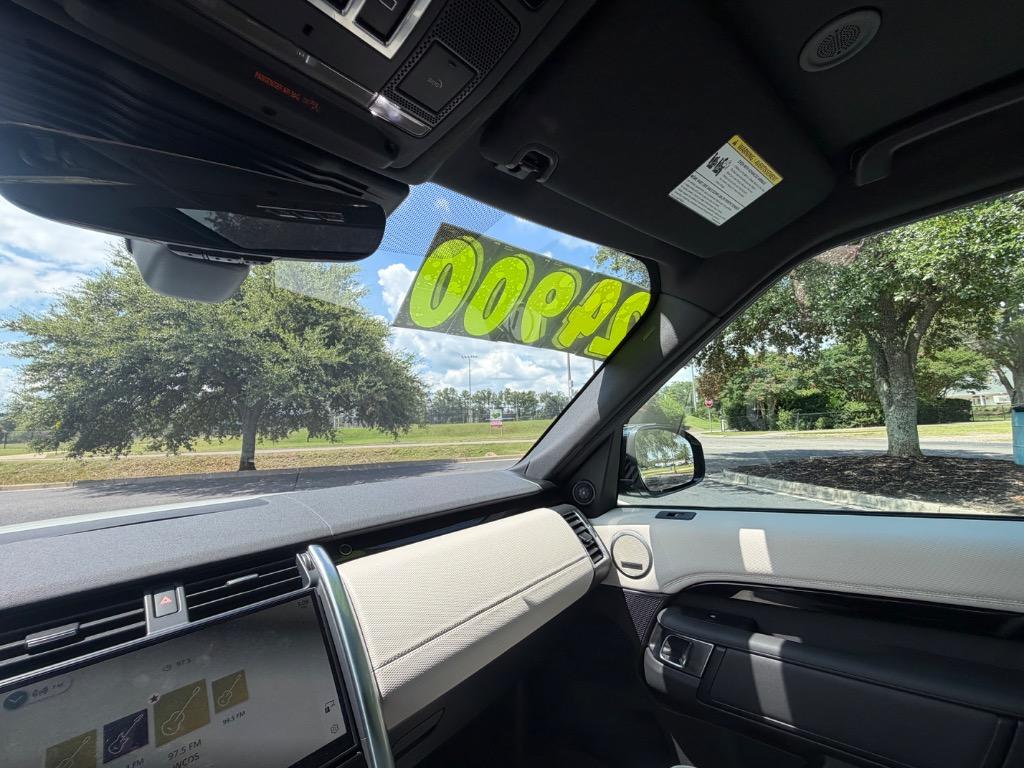 2021 Land Rover Discovery - $24,900