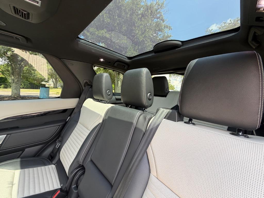 2021 Land Rover Discovery - $24,900