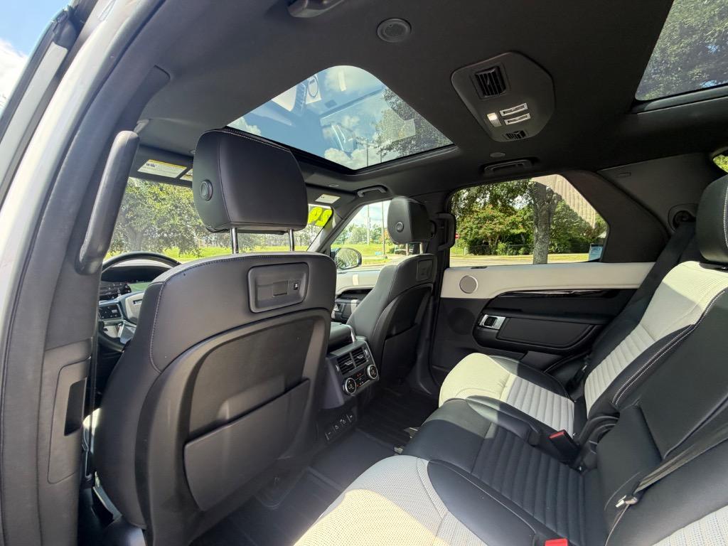 2021 Land Rover Discovery - $24,900