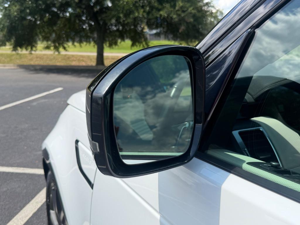 2021 Land Rover Discovery - $24,900