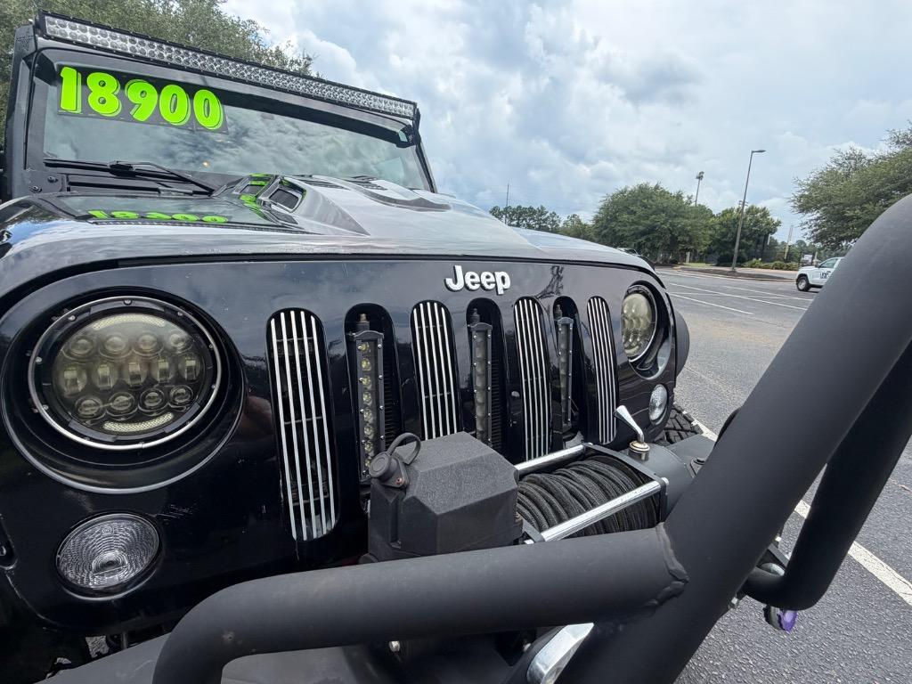 2014 Jeep Wrangler - $18,900
