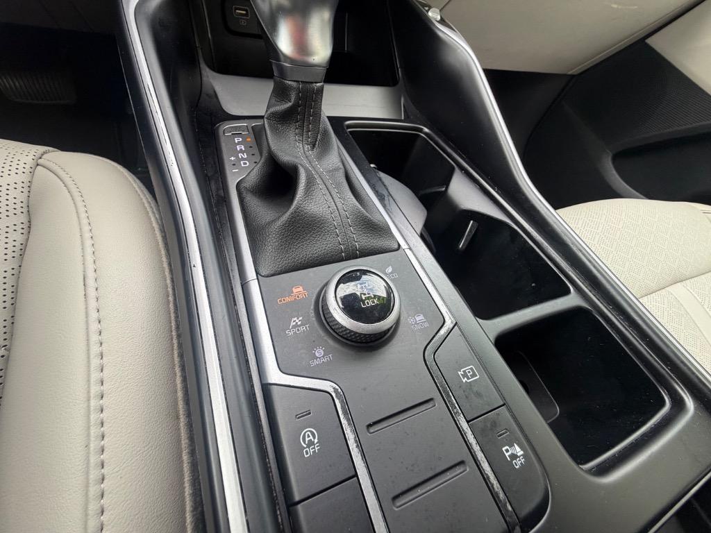 2022 Kia Sorento - $19,900