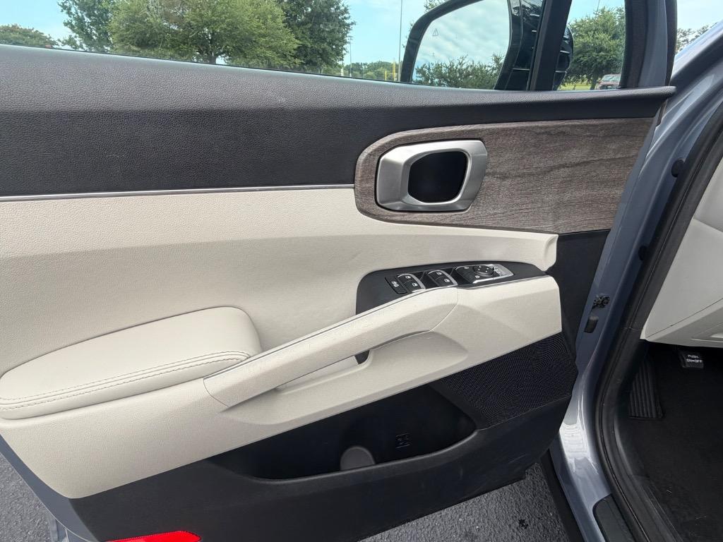 2022 Kia Sorento - $19,900