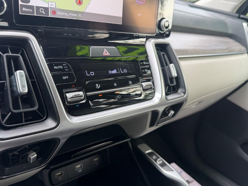 2022 Kia Sorento - $19,900