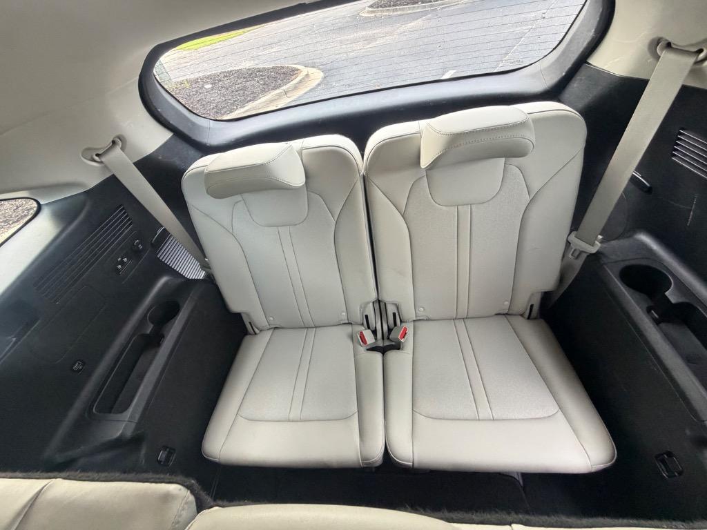 2022 Kia Sorento - $19,900