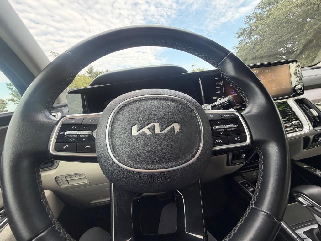 2022 Kia Sorento - $19,900