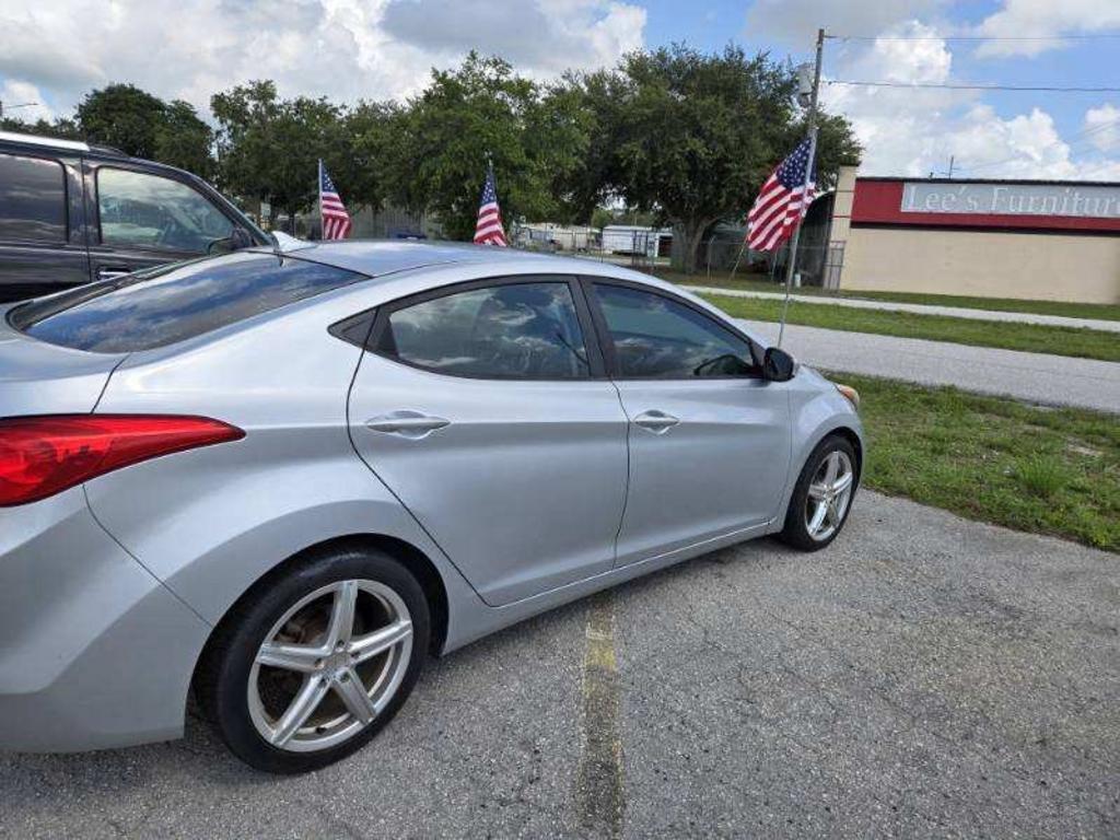 2012 Hyundai Elantra
