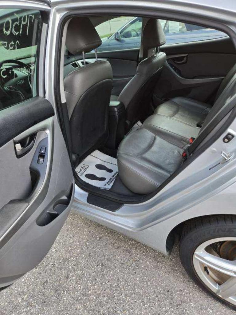 2012 Hyundai Elantra