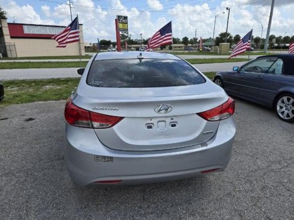 2012 Hyundai Elantra
