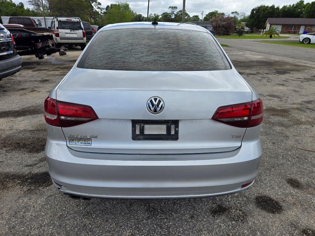 2016 Volkswagen Jetta