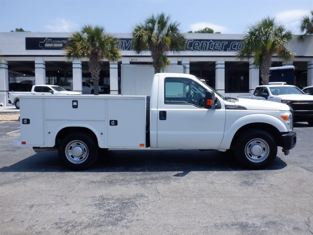 2016 Ford F250sd Utility photo