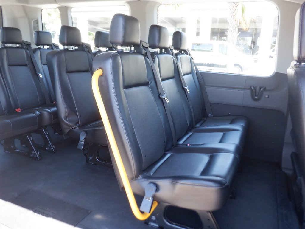 2020 Ford T350 Vans 11 Passenger  photo