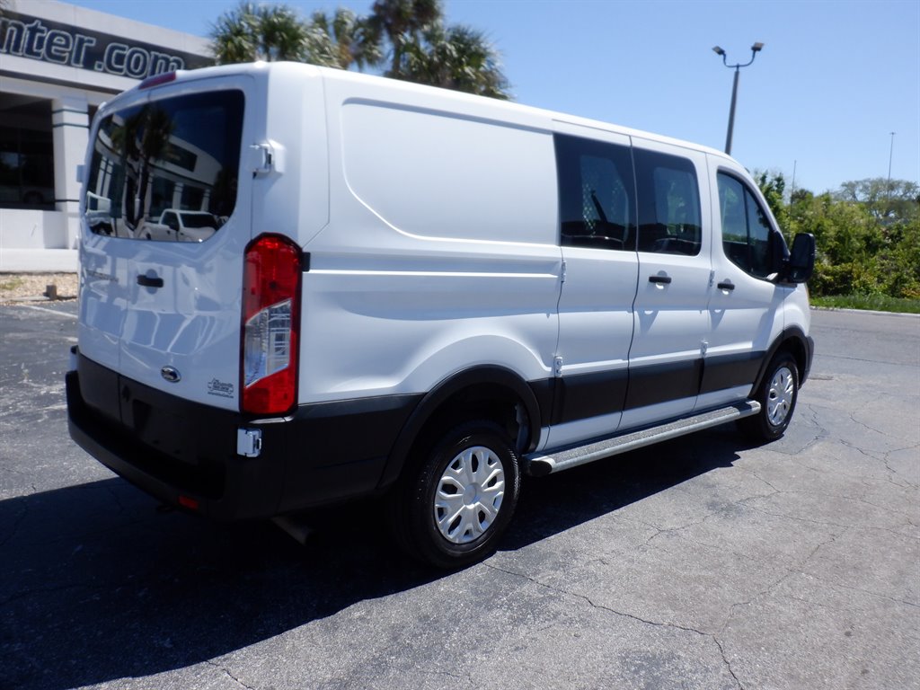 2021 Ford T250 Vans LOW Roof photo