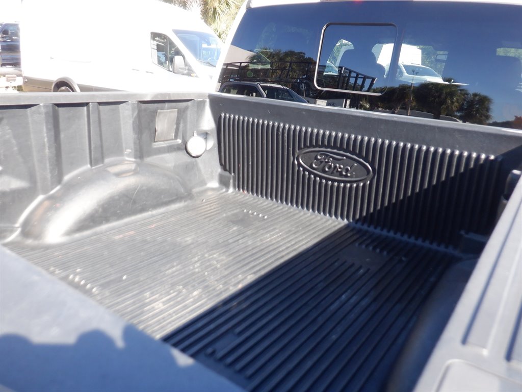 2019 Ford F150 XLT Sport With Navi photo