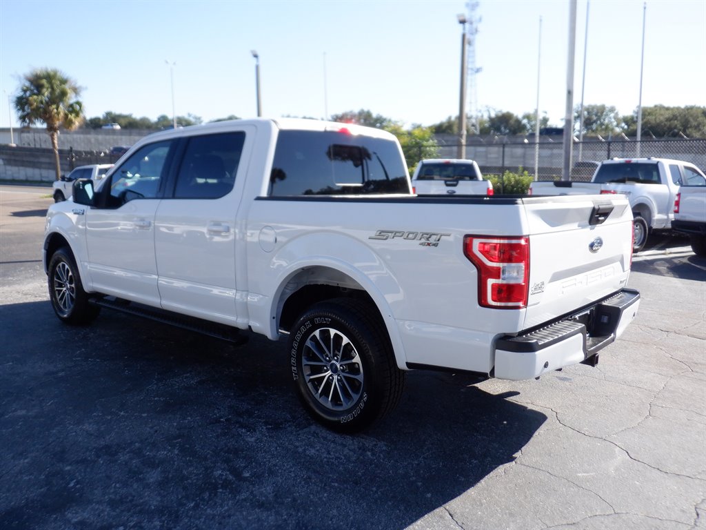 2019 Ford F150 XLT Sport With Navi photo