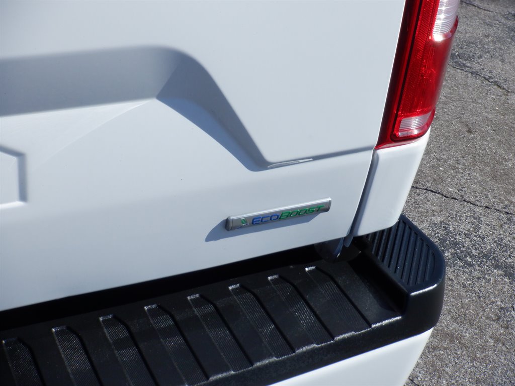 2019 Ford F150 XLT Sport With Navi photo
