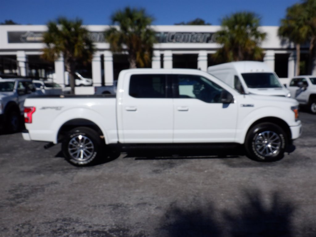 2019 Ford F150 XLT Sport With Navi photo