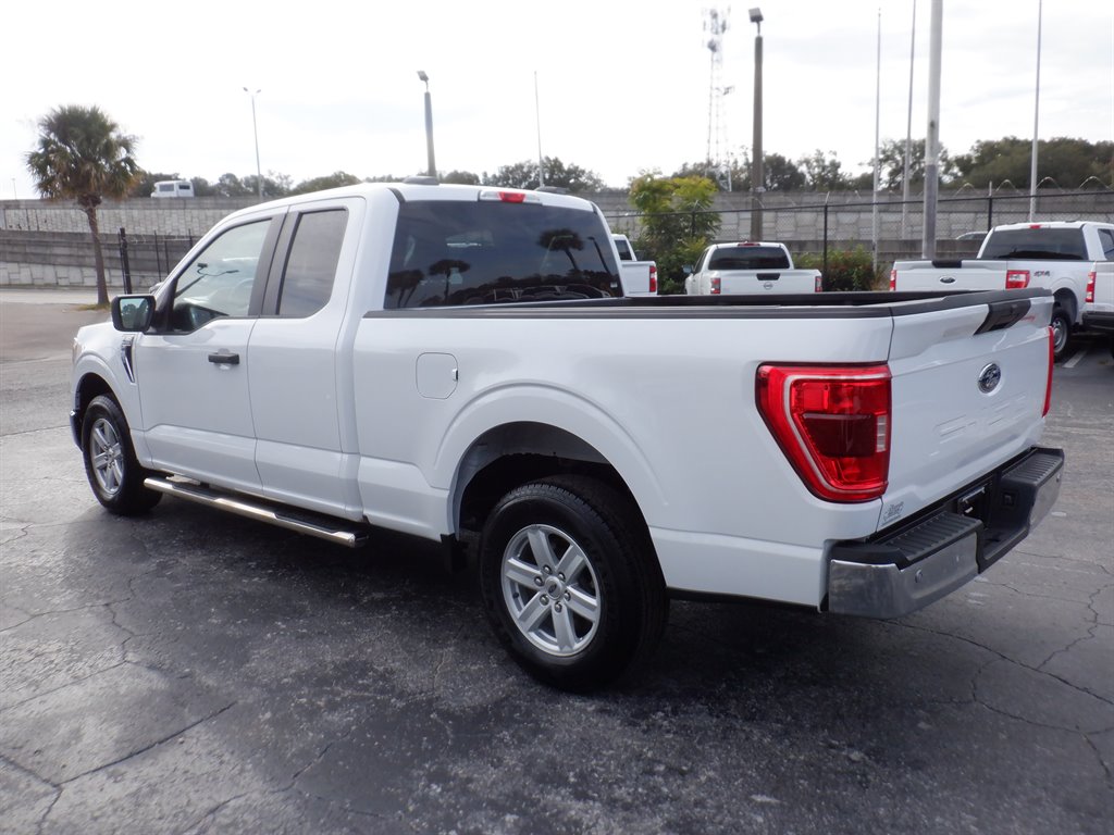 2021 Ford F150 XLT photo