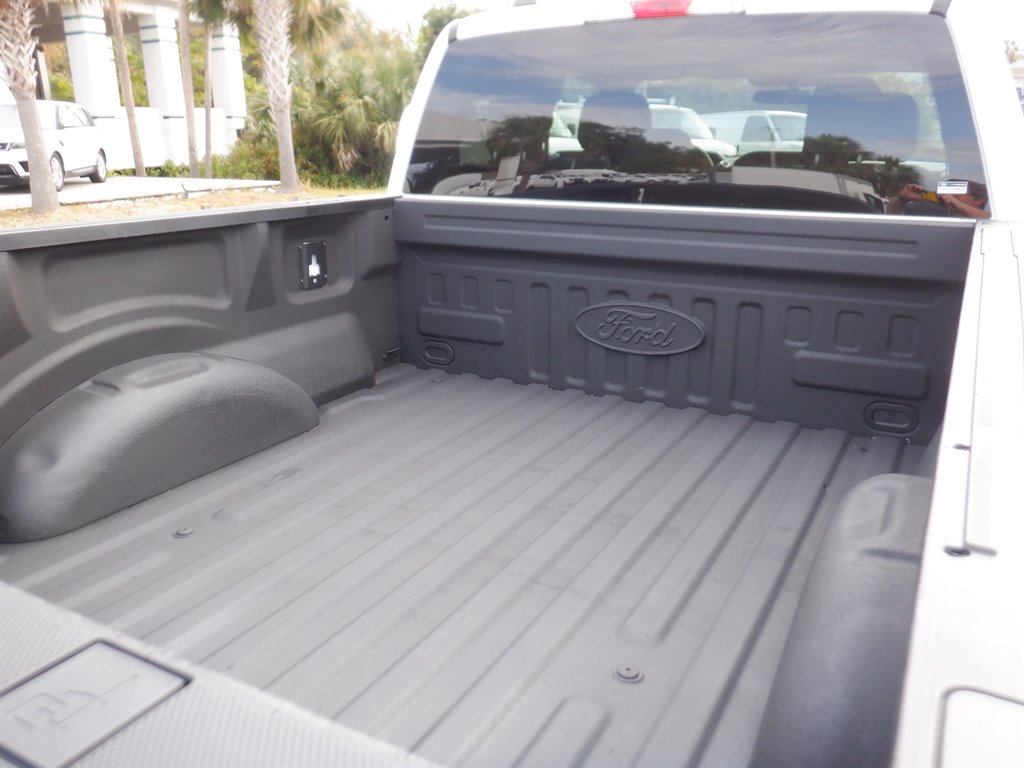 2021 Ford F150 XLT photo