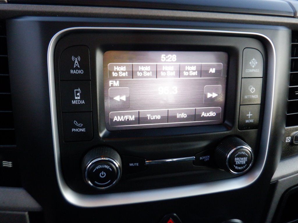 2023 RAM 1500 DS Tradesman photo