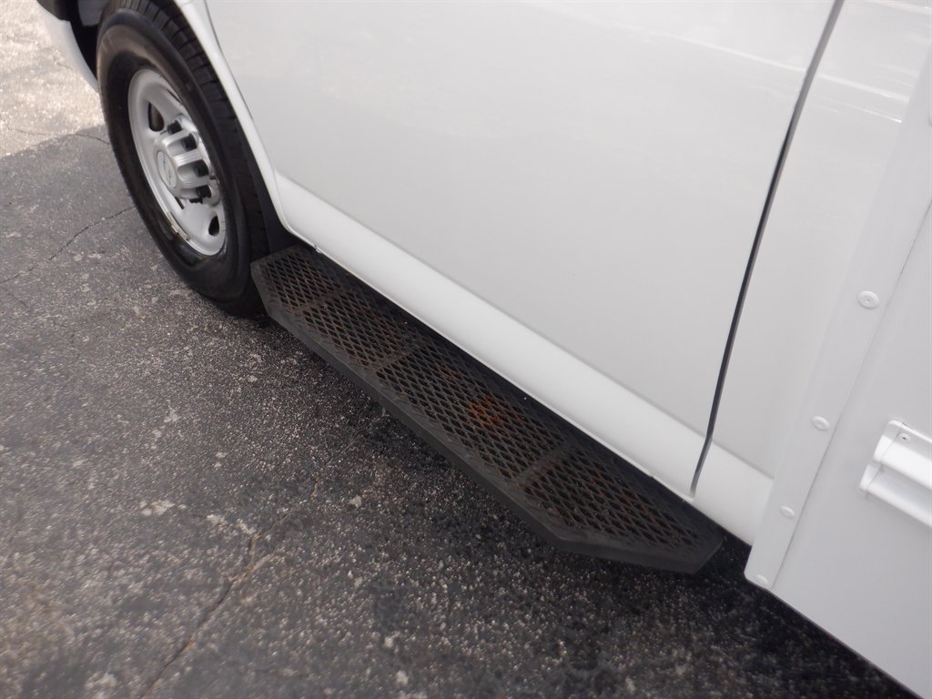2014 Chevrolet Express 3500 3500 photo