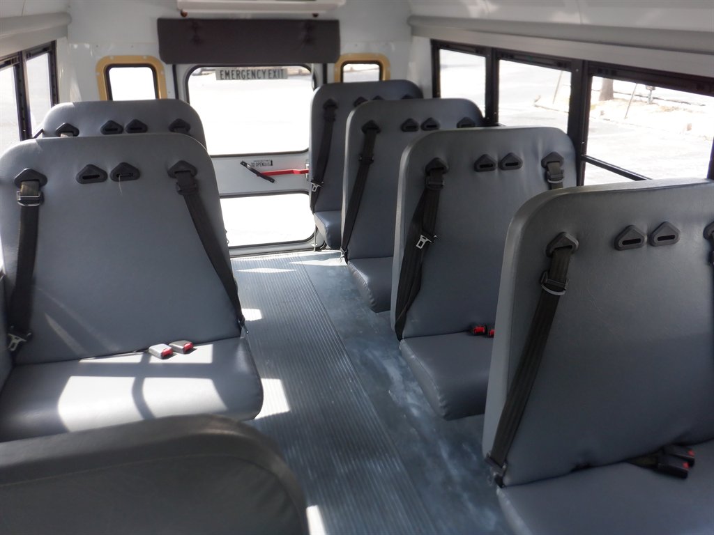 2014 Chevrolet Express 3500 3500 photo