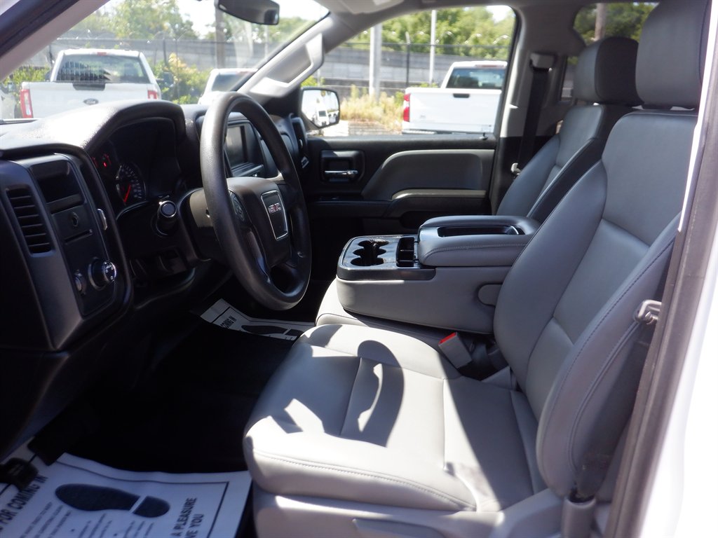 2019 GMC Sierra 1500 LTD V-8 With TOW PKG photo