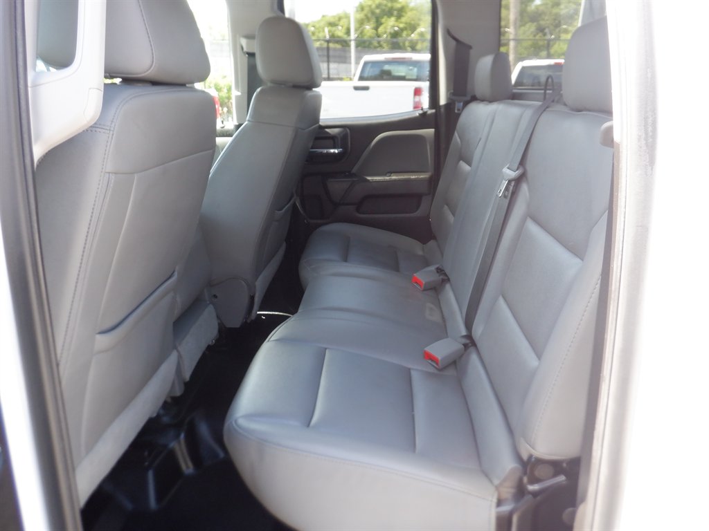2019 GMC Sierra 1500 LTD V-8 With TOW PKG photo