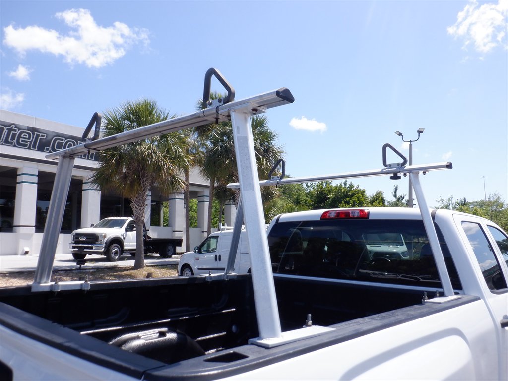 2019 GMC Sierra 1500 LTD V-8 With TOW PKG photo