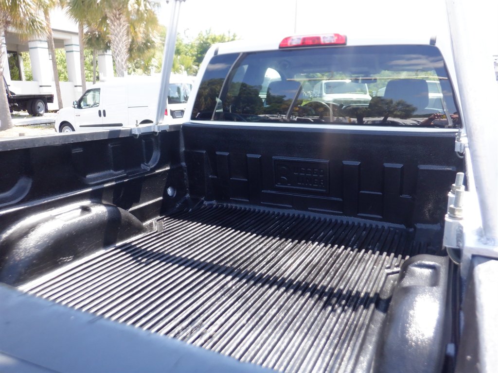 2019 GMC Sierra 1500 LTD V-8 With TOW PKG photo