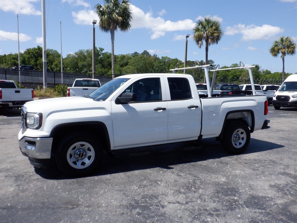 2019 GMC Sierra 1500 LTD V-8 With TOW PKG photo