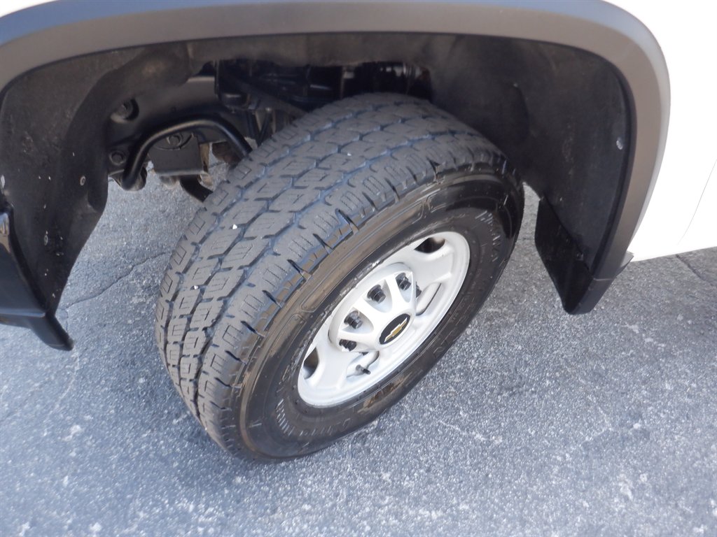 2021 Chevrolet Silverado 2500 Utility photo