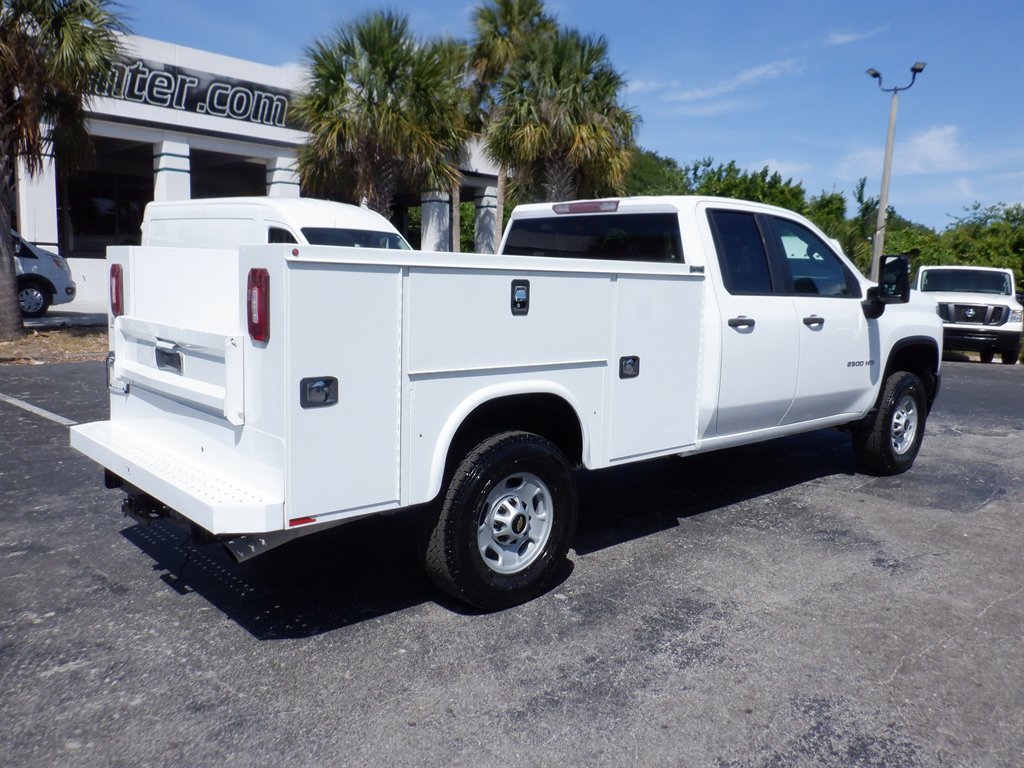 2021 Chevrolet Silverado 2500 Utility photo