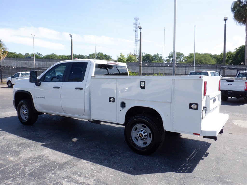 2021 Chevrolet Silverado 2500 Utility photo