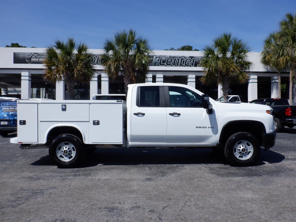 2021 Chevrolet Silverado 2500 Utility photo
