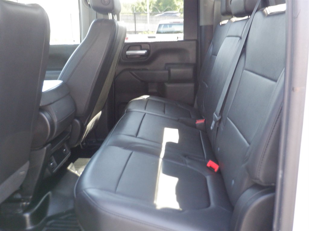 2021 Chevrolet Silverado 2500 Utility photo