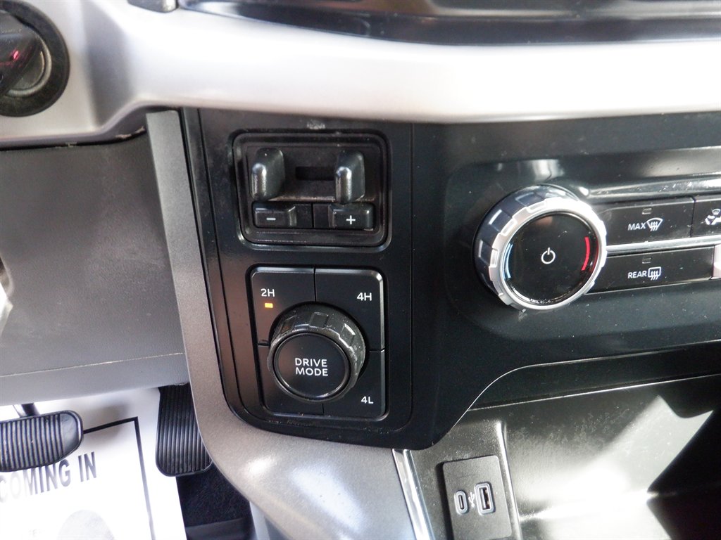 2023 Ford F150 XLT Chrome Package photo