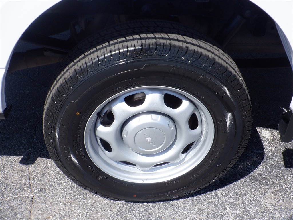 2021 Ford F150 XL photo