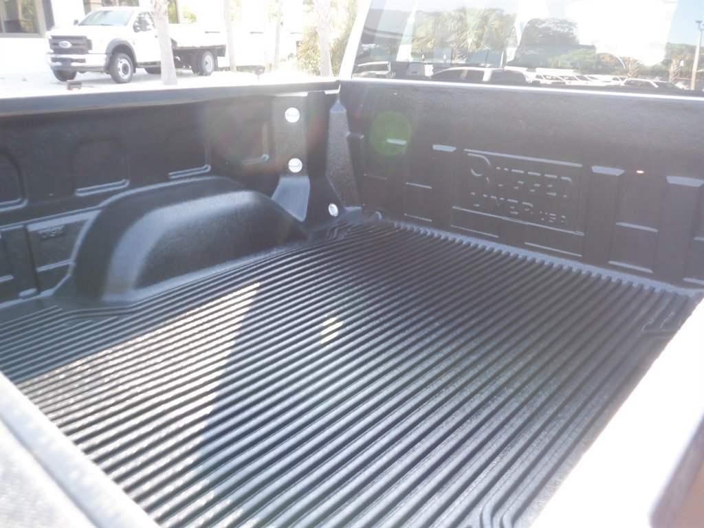 2020 Chevrolet Silverado 1500 Short BED 4x4 photo