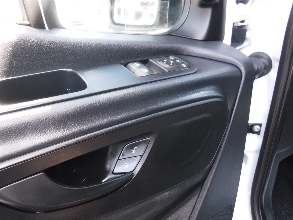 2023 Mercedes-Benz Sprinter 2500 High Roof photo