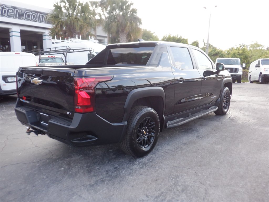 2024 Chevrolet Silverado EV 3WT photo
