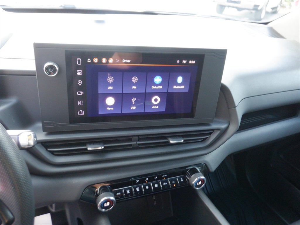 2024 Chevrolet Silverado EV 3WT photo