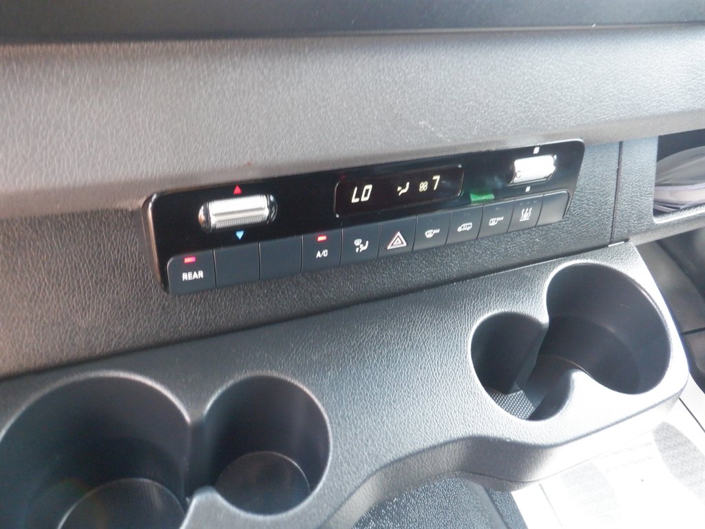 2022 Mercedes-Benz Sprinter 2500 15 Passenger HR LWB photo