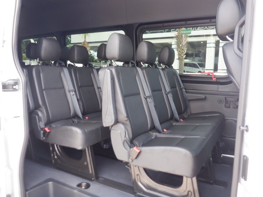 2022 Mercedes-Benz Sprinter 2500 15 Passenger HR LWB photo