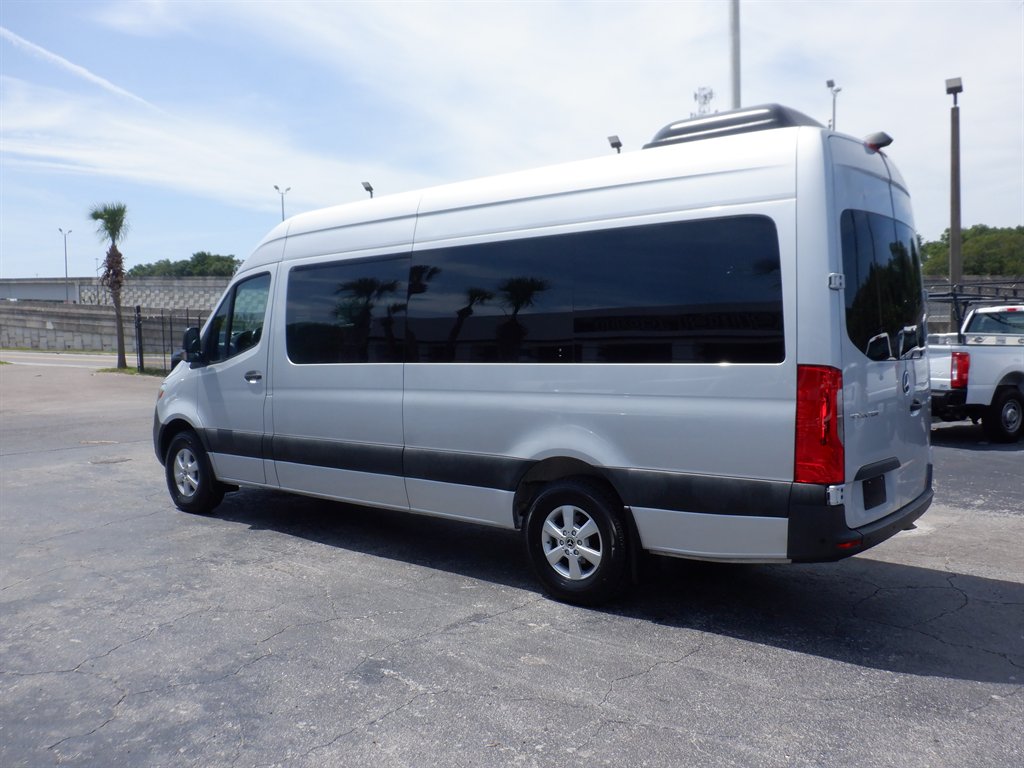 2022 Mercedes-Benz Sprinter 2500 15 Passenger HR LWB photo