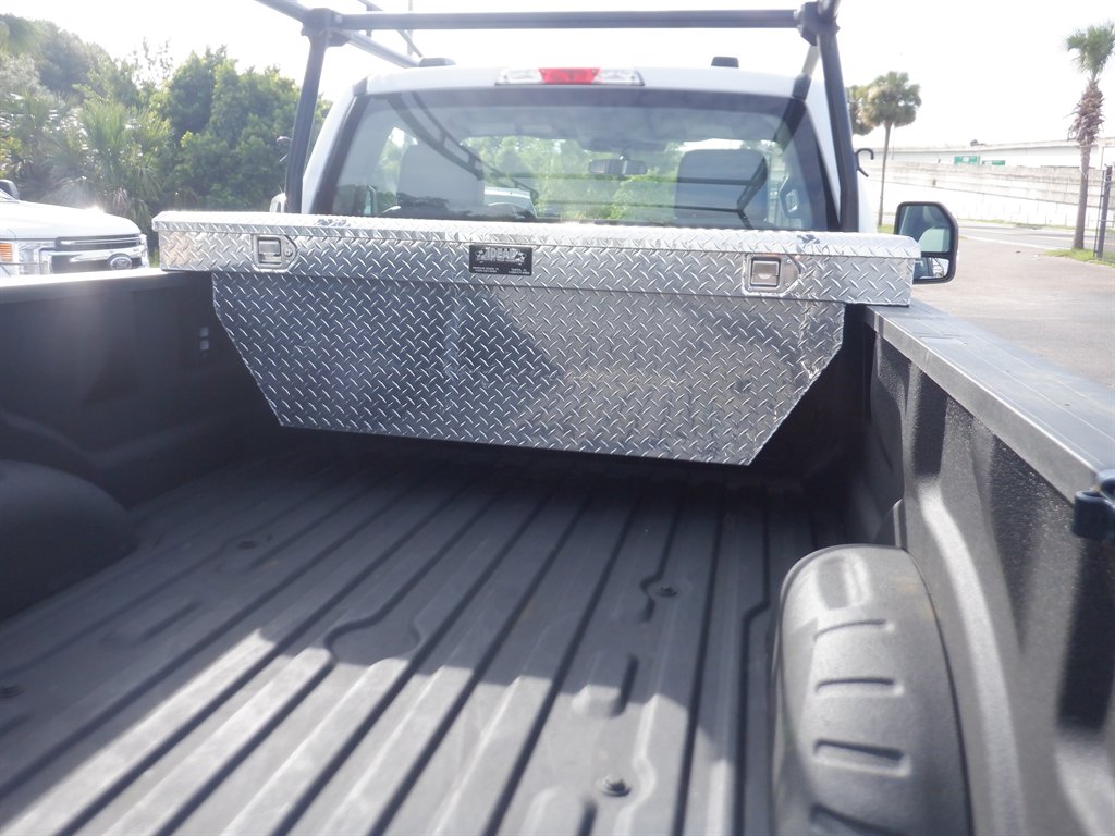 2024 Ford F250sd Long BED With Rack photo