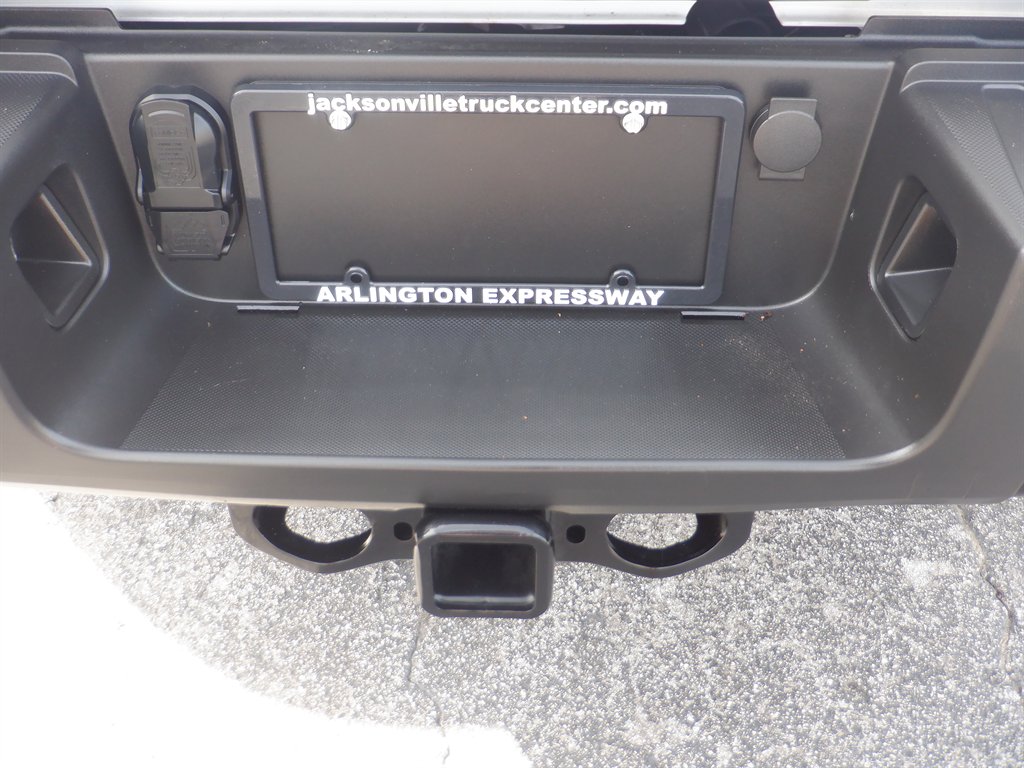 2024 Ford F250sd Long BED With Rack photo