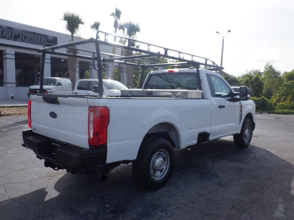 2024 Ford F250sd Long BED With Rack photo
